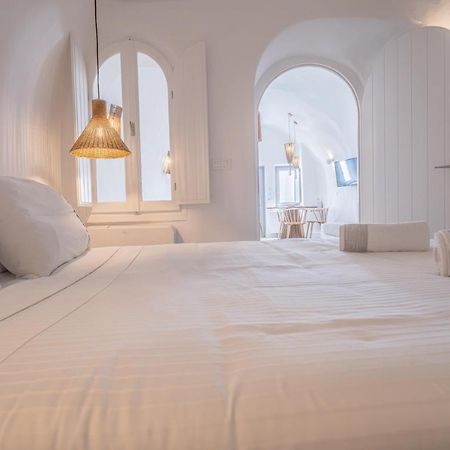 Eternity Suites Santorini Fira  Esterno foto