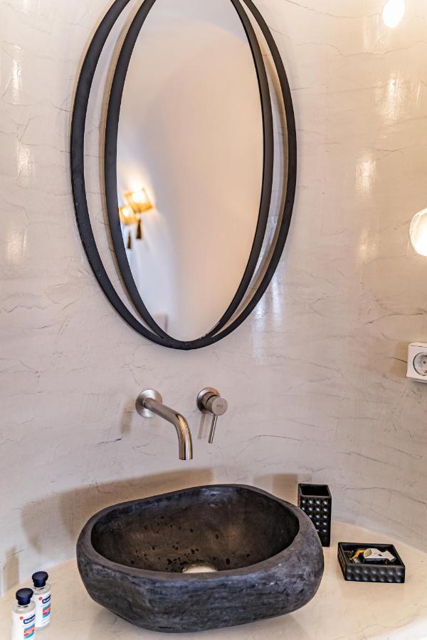 Eternity Suites Santorini Fira  Esterno foto