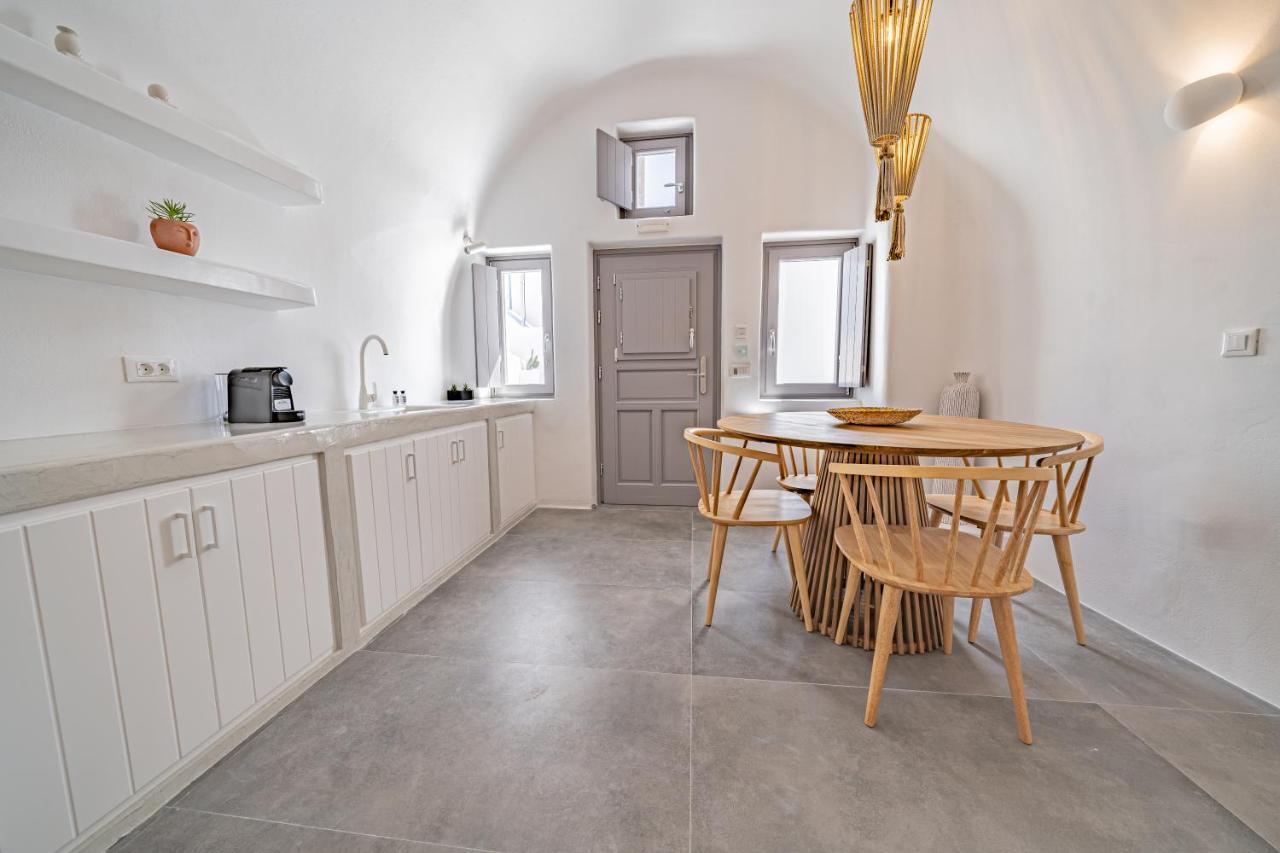 Eternity Suites Santorini Fira  Esterno foto
