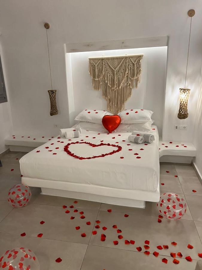 Eternity Suites Santorini Fira  Esterno foto